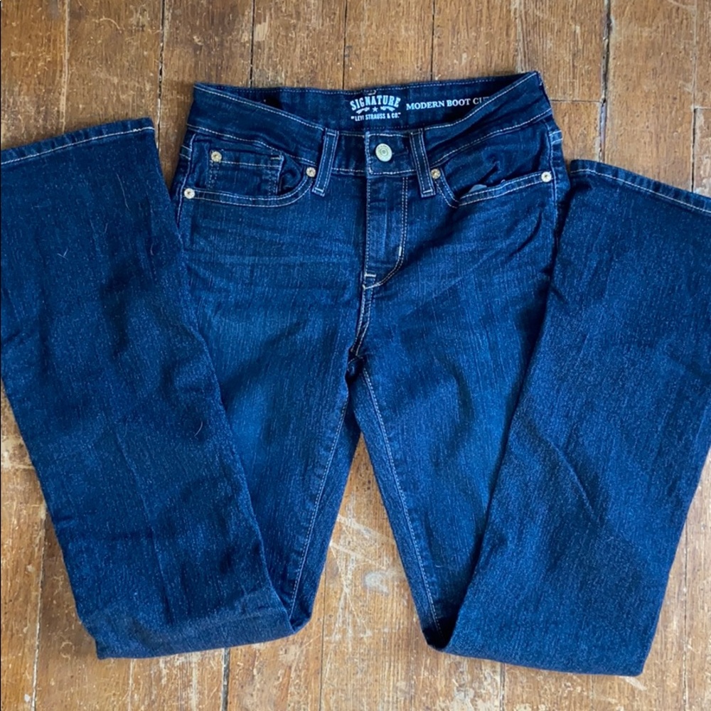 NWOT Levi Strauss Signature BootCut Denim Jeans